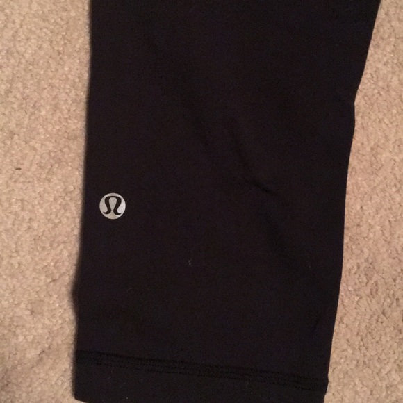 Lululemon Wunder Under Crop Leggings - Picture 3 of 3